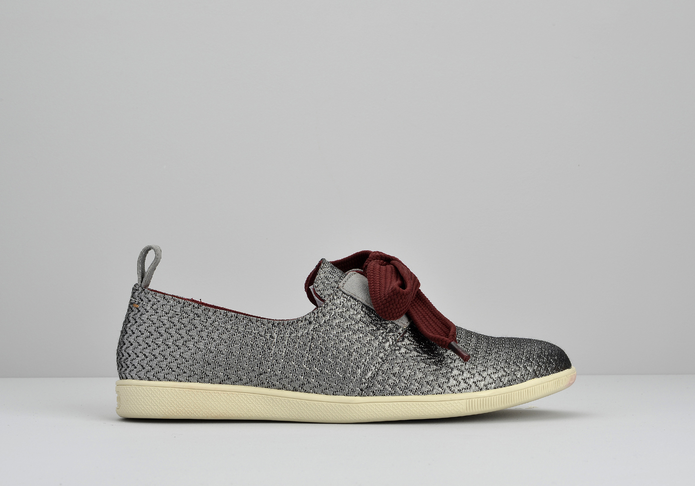 ARMISTICE STONE ONE W , SPARK , SILVER